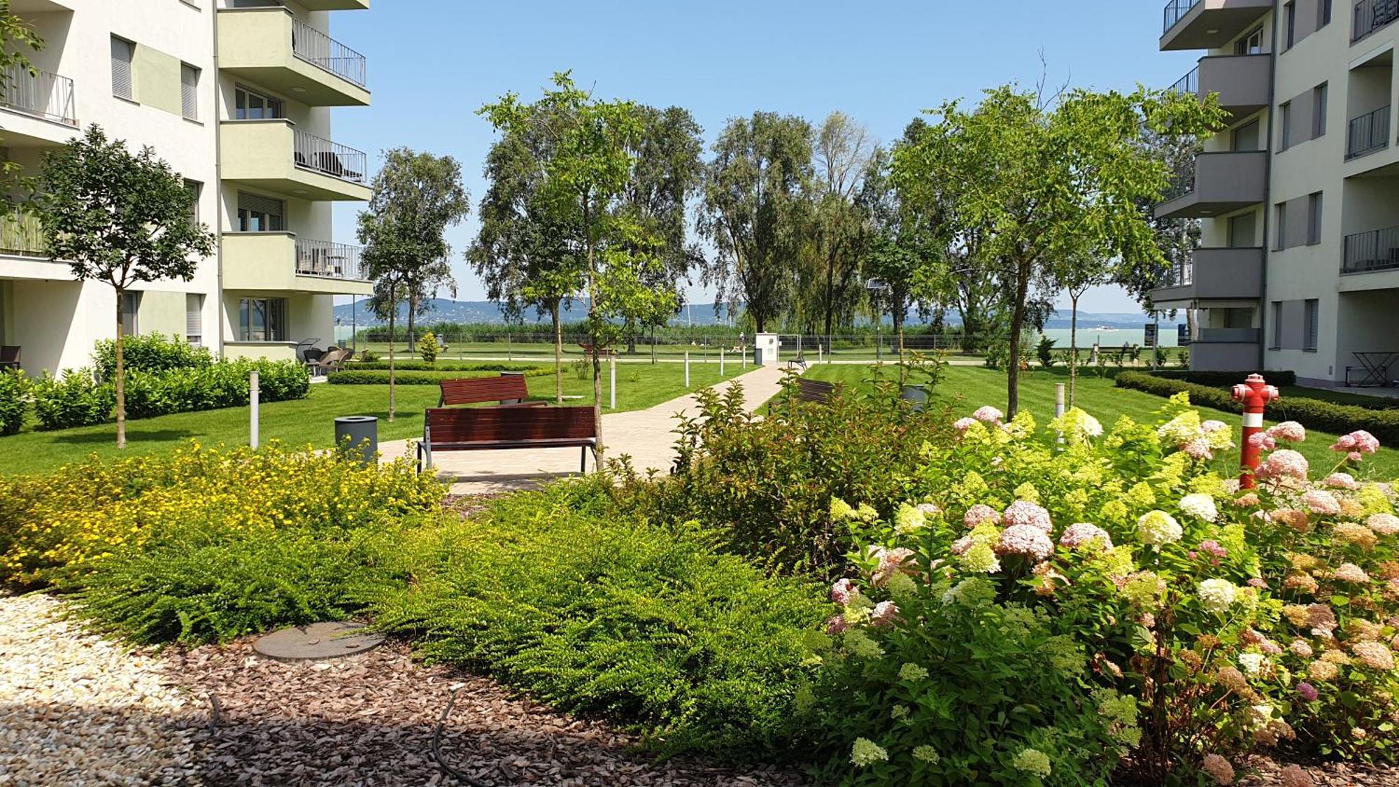 Lelle Resort CB34 Balatonlelle Esterno foto