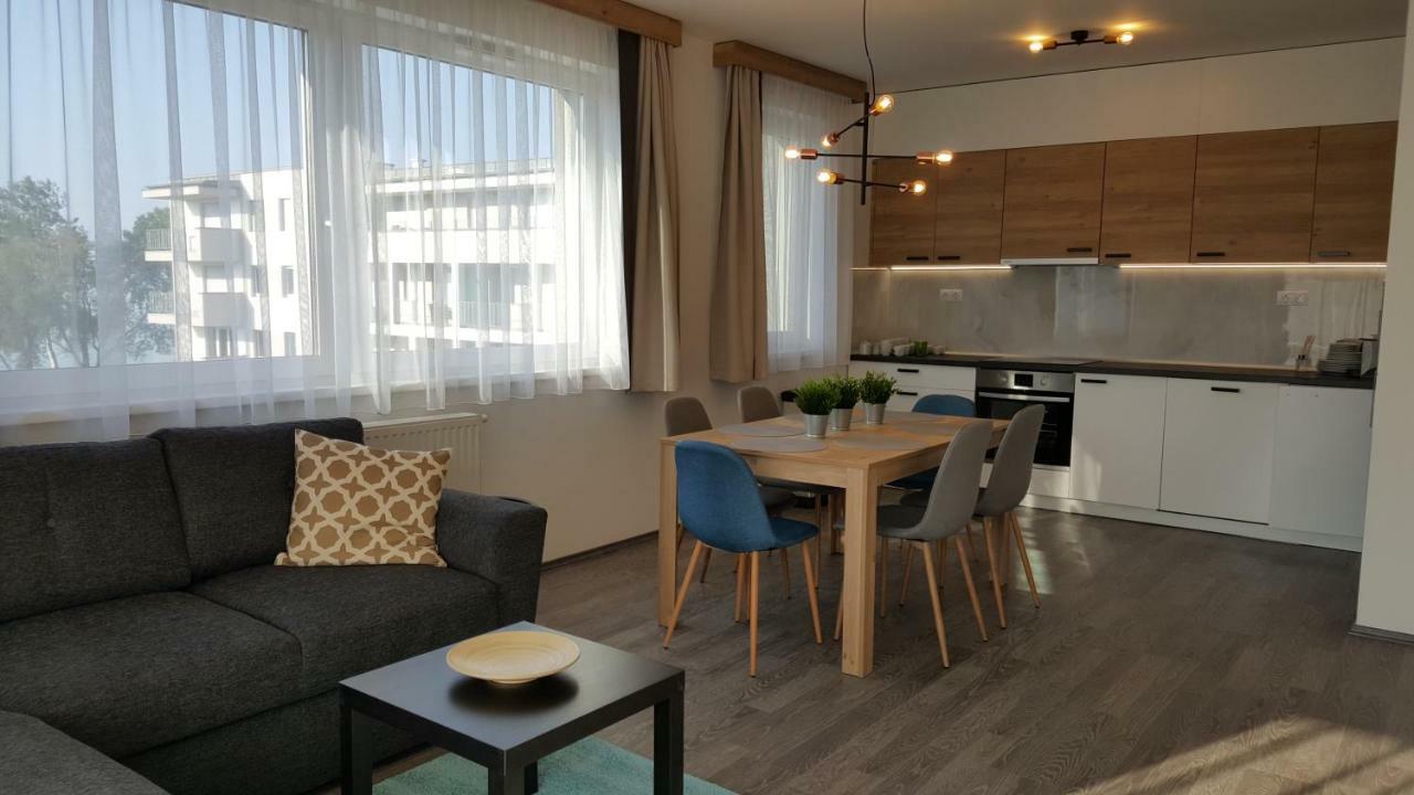 Lelle Resort CB34 Balatonlelle Esterno foto