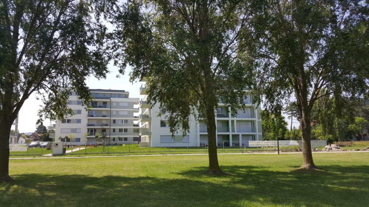 Lelle Resort CB34 Balatonlelle Esterno foto